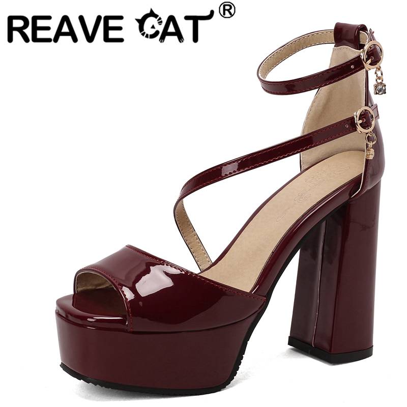 Women Shoes Brands - Sepatu Wanita Merk REAVE CAT, Sandal