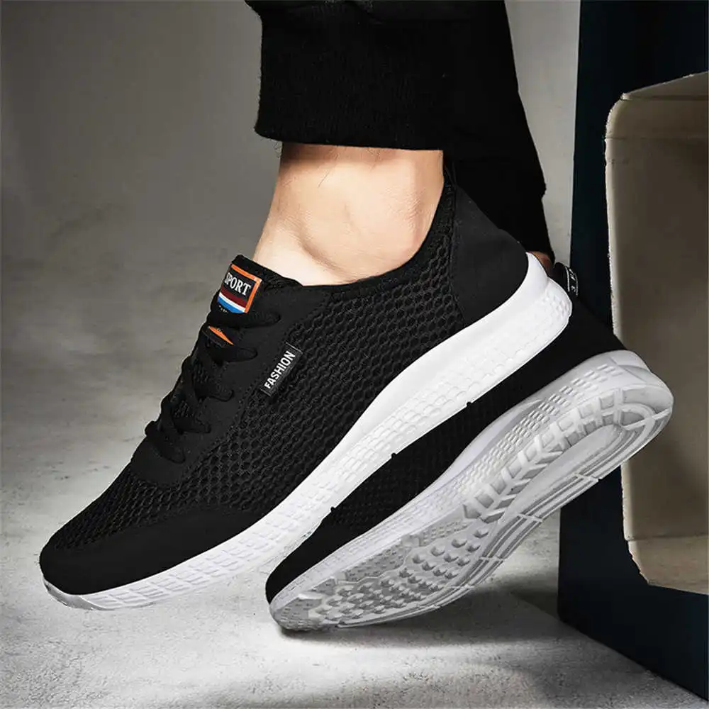 Women Shoes Types Name - Sepatu kets biru muda untuk pria,