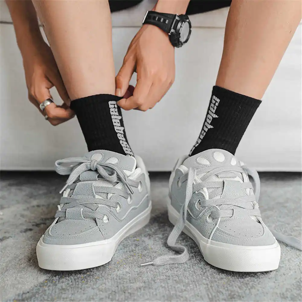 Sepatu bot krem wanita, dengan - Women Shoes Types Name ulasan dan harga